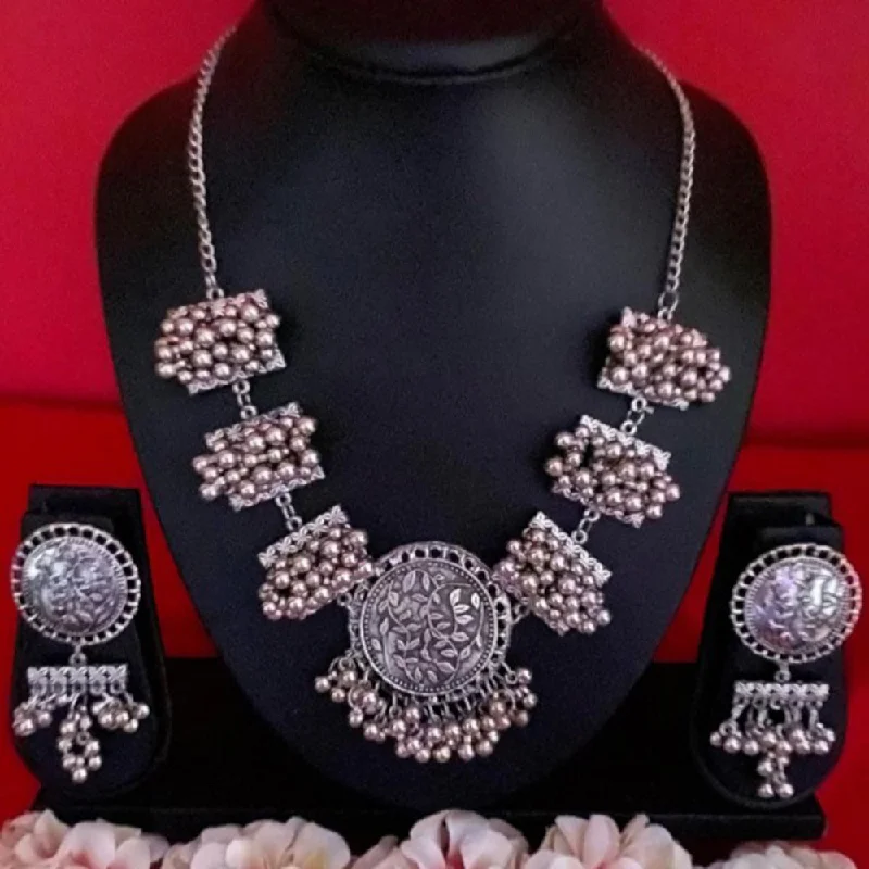 women’s gemstone necklace-Bevy Pearls Oxidised Plated Ghungroo Necklace Set