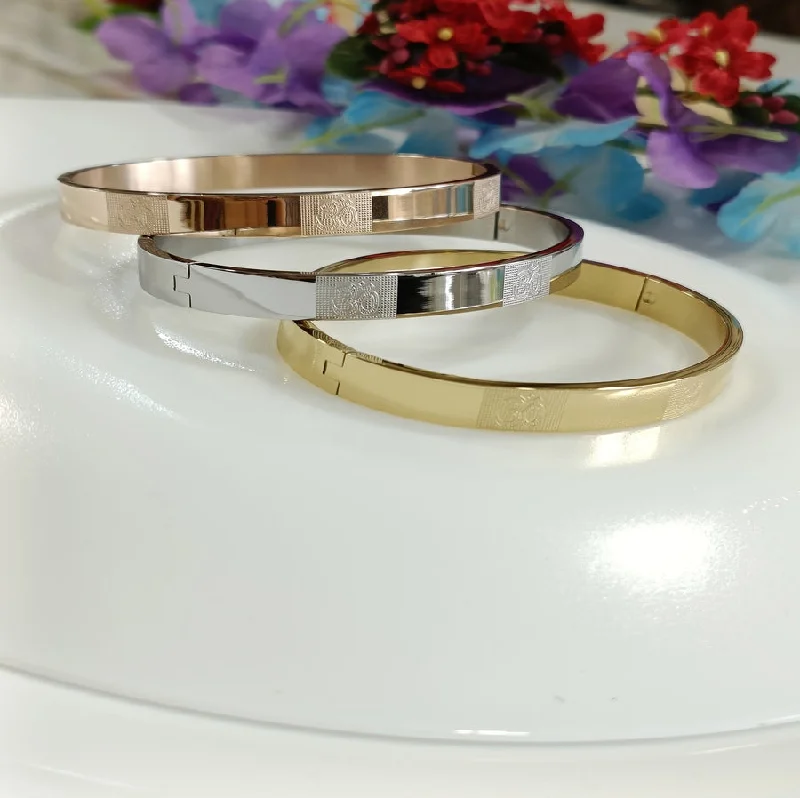 women’s sapphire diamond engagement rings-women’s bracelet set-Tarohi Jewels Set of Three Stainless Steel Unisex Kada- STKD 4148