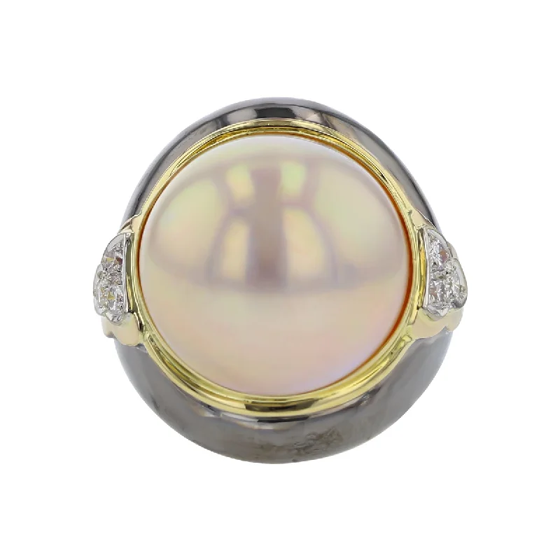 18K Yellow Gold Mabe Pearl and Diamond Ring