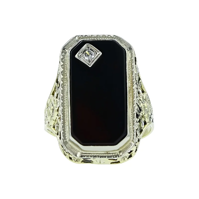 Art Deco 18K Yellow Gold Onyx and Diamond Ring