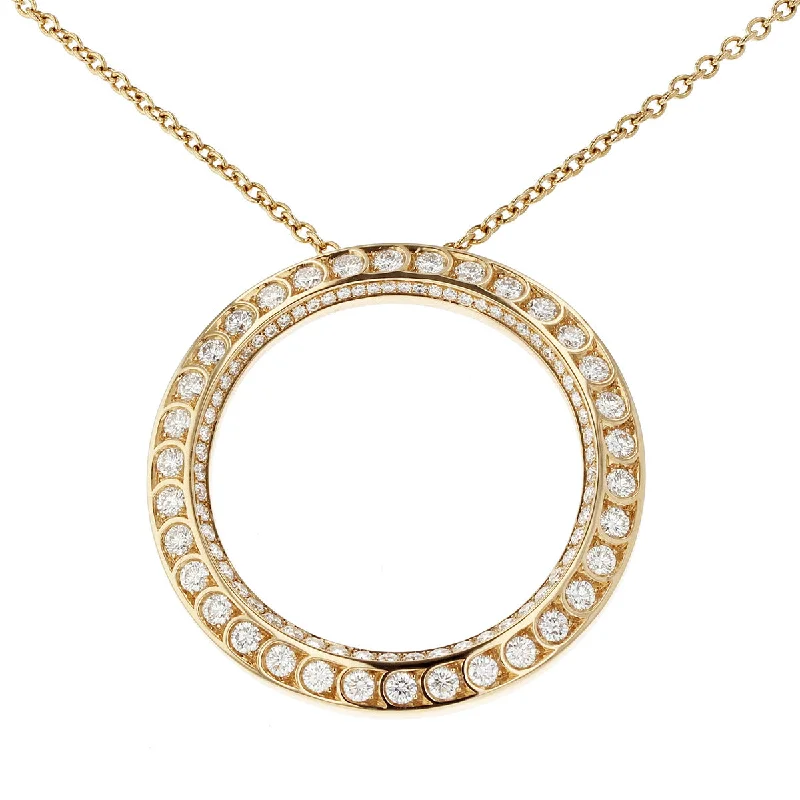 women’s bohemian pendant necklace-Scallop Pave Diamond Circle Pendant Necklace