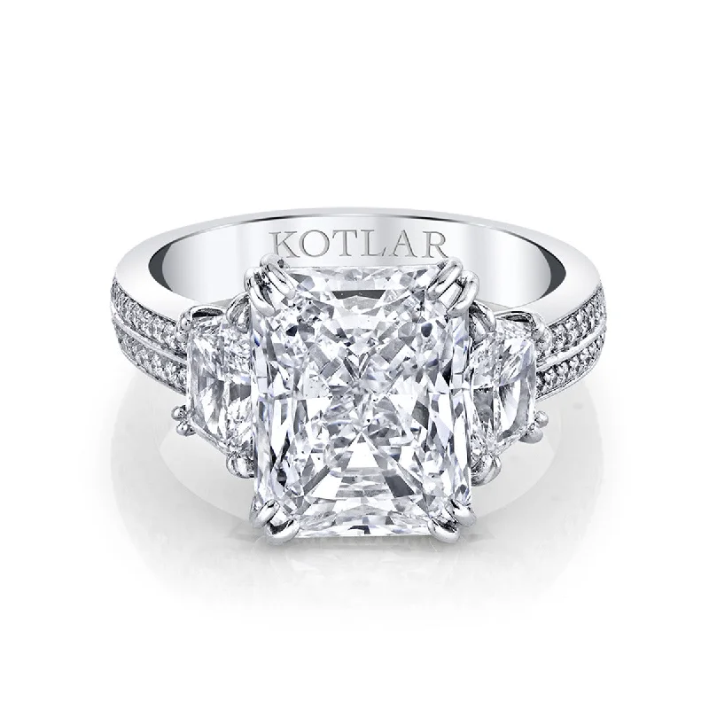 Harmonie Radiant-cut 3 Stone Diamond Ring