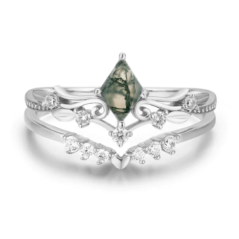 women’s halo gemstone ring-Victorian Lace Moss Agate© and Hearty Heart Ring Set