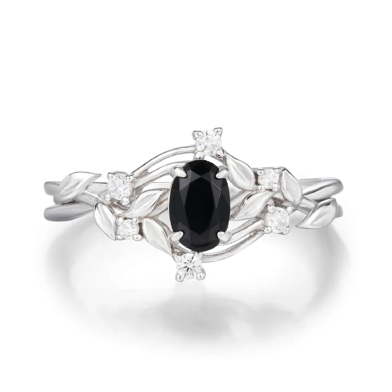 women’s gold signet ring-Fernlight Black Onyx Ring